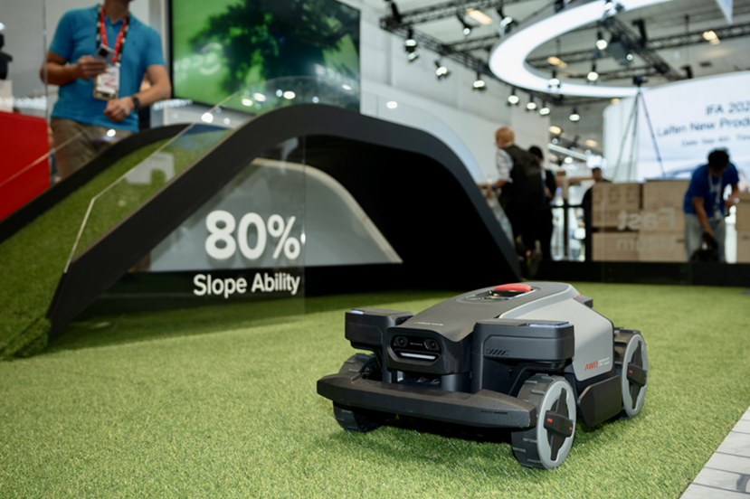 科技全球化进阶：技术纵深与本地化破局电子pg【IFA 2025观察】石头(图2)